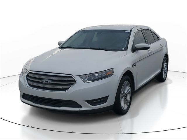 2016 Ford Taurus SEL