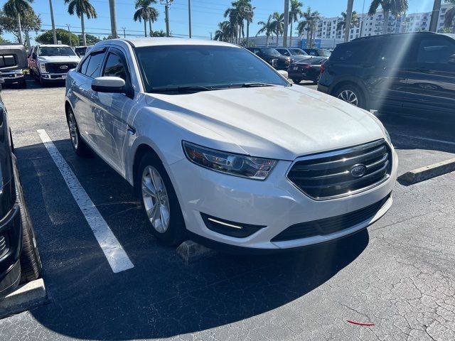 2016 Ford Taurus SEL