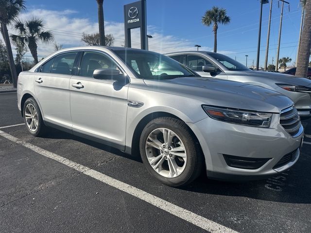 2016 Ford Taurus SEL