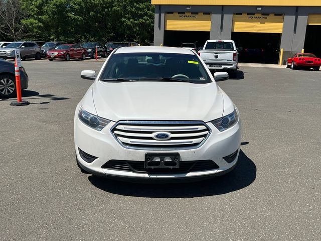 2016 Ford Taurus SEL