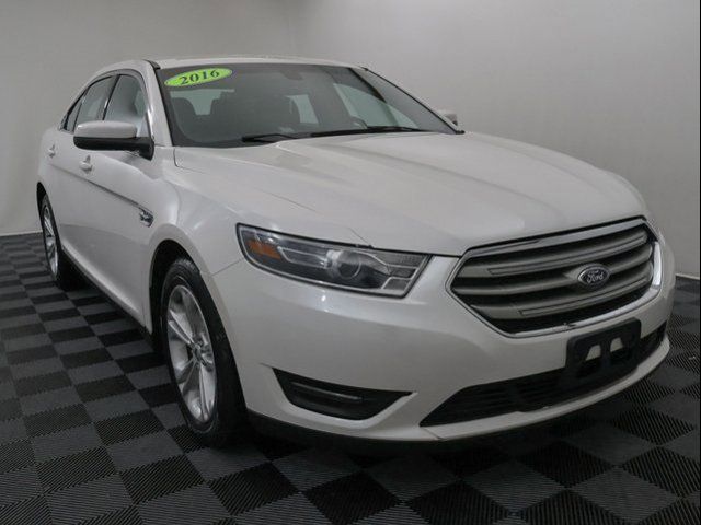 2016 Ford Taurus SEL