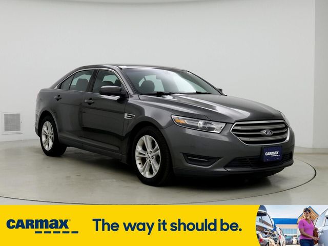 2016 Ford Taurus SEL