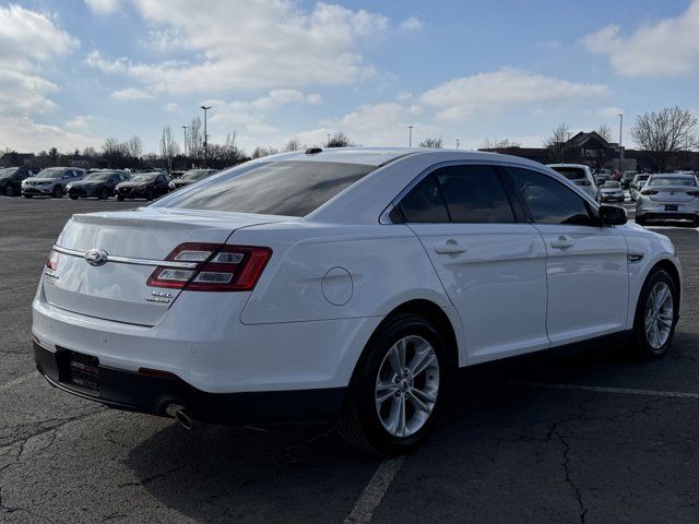 2016 Ford Taurus SEL