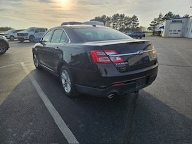 2016 Ford Taurus SEL