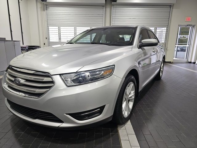 2016 Ford Taurus SEL