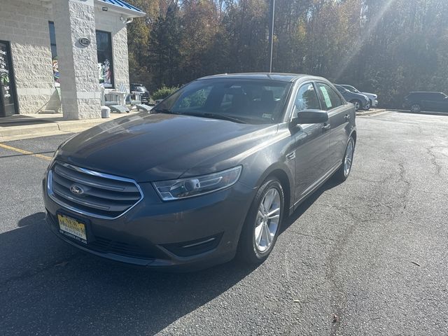 2016 Ford Taurus SEL