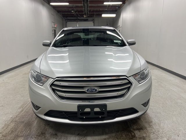 2016 Ford Taurus SEL