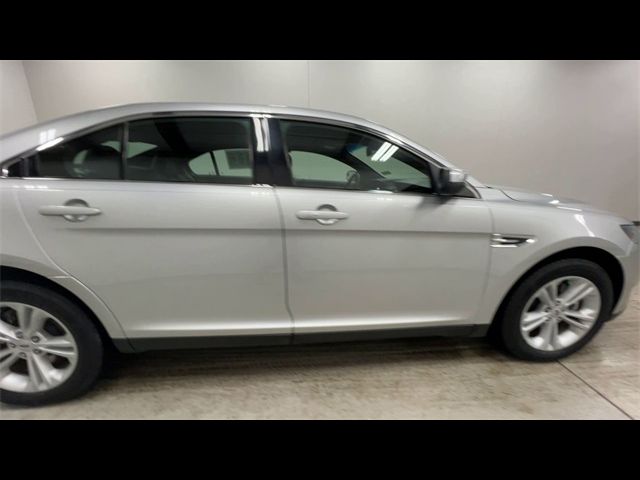 2016 Ford Taurus SEL