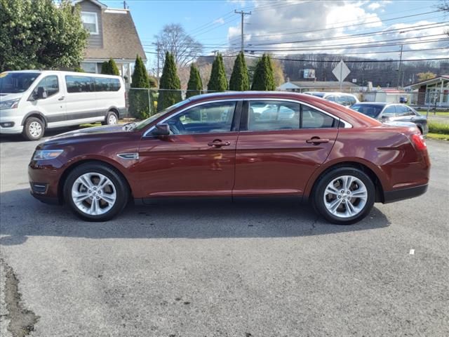 2016 Ford Taurus SEL