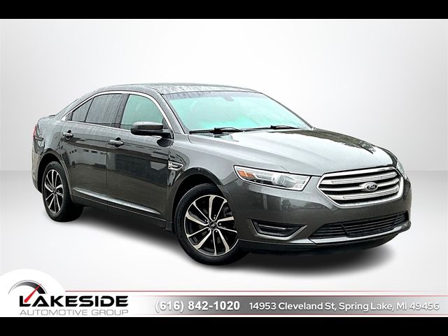 2016 Ford Taurus SEL