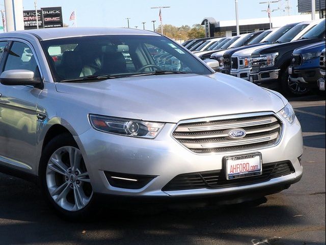 2016 Ford Taurus SEL