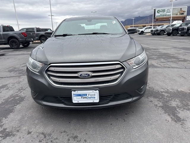 2016 Ford Taurus SEL