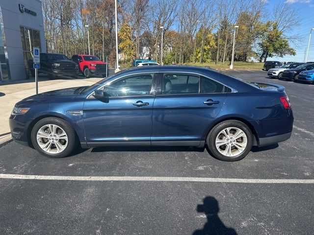 2016 Ford Taurus SEL