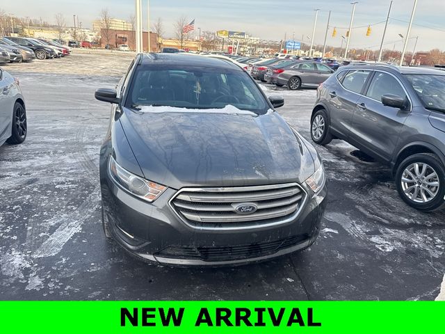 2016 Ford Taurus SEL