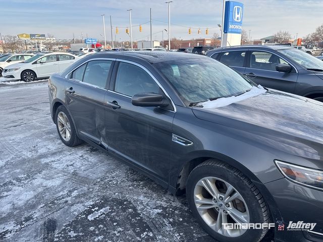 2016 Ford Taurus SEL