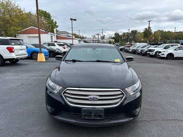 2016 Ford Taurus SEL