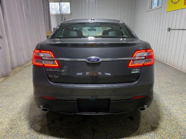 2016 Ford Taurus SEL