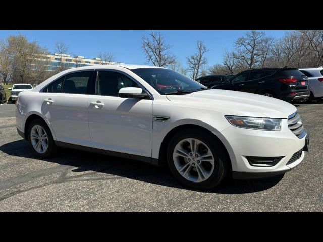 2016 Ford Taurus SEL