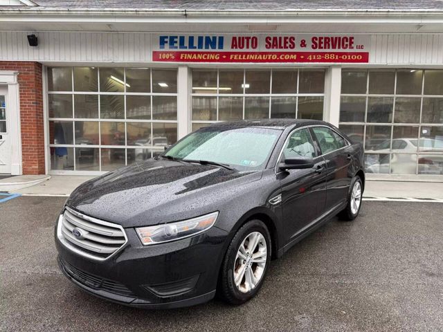 2016 Ford Taurus SE