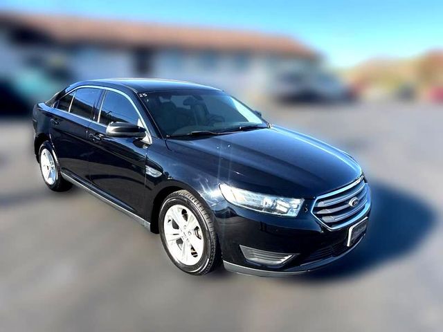 2016 Ford Taurus SE
