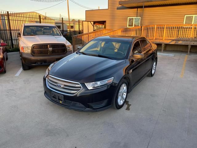 2016 Ford Taurus SE