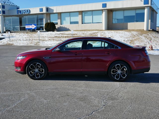 2016 Ford Taurus SHO