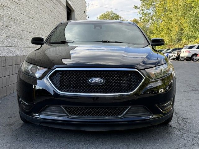 2016 Ford Taurus SHO