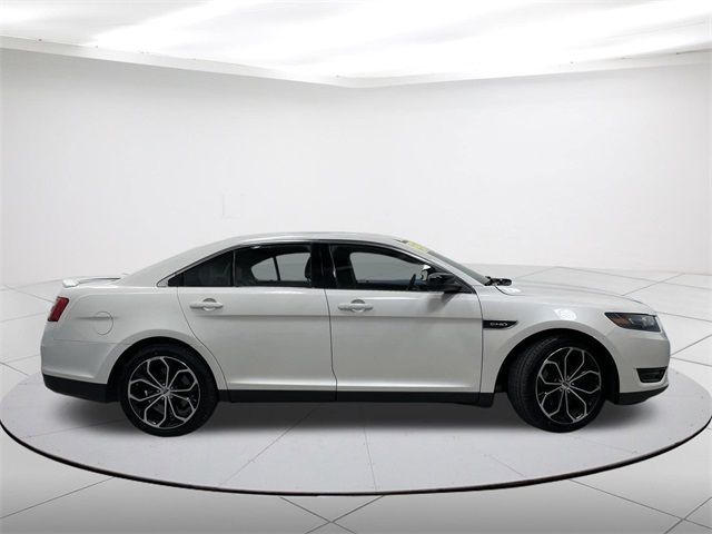 2016 Ford Taurus SHO