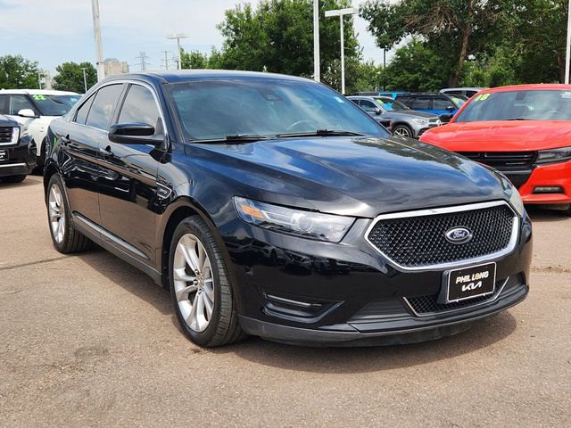 2016 Ford Taurus SHO