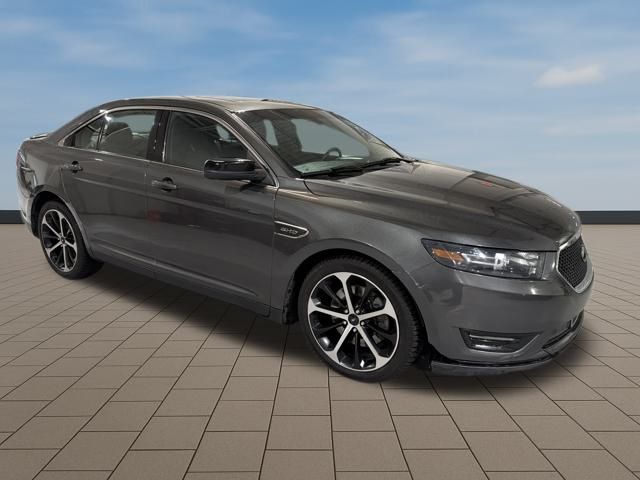 2016 Ford Taurus SHO
