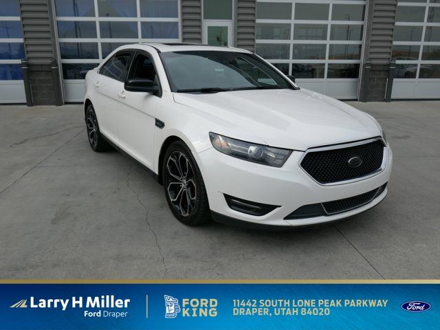 2016 Ford Taurus SHO