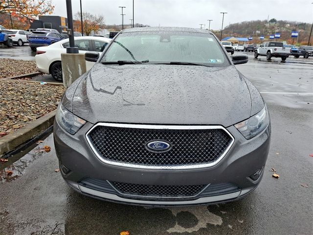 2016 Ford Taurus SHO