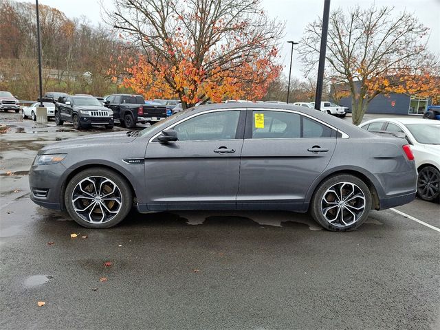 2016 Ford Taurus SHO