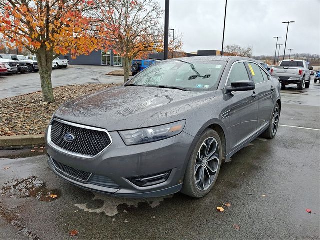 2016 Ford Taurus SHO