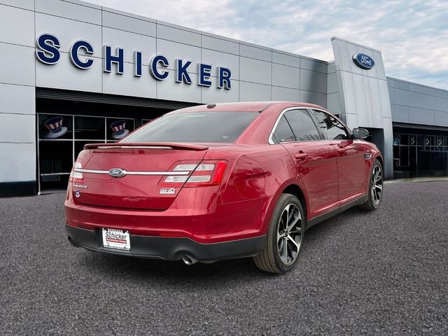 2016 Ford Taurus SHO