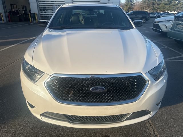 2016 Ford Taurus SHO