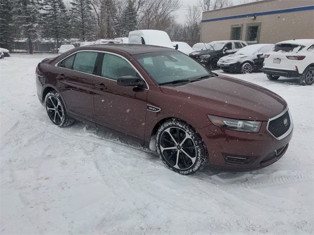2016 Ford Taurus SHO