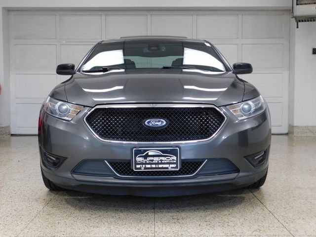 2016 Ford Taurus SHO