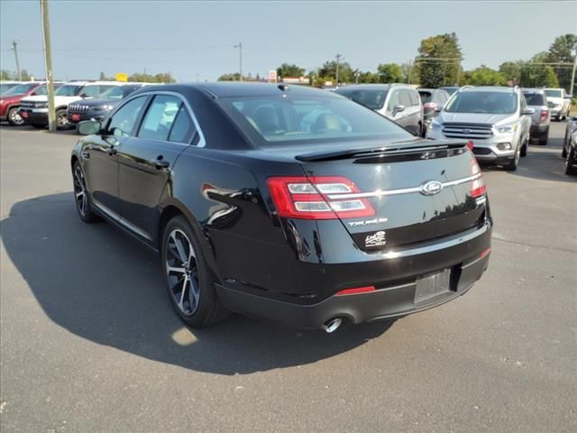 2016 Ford Taurus SHO