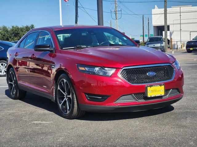 2016 Ford Taurus SHO