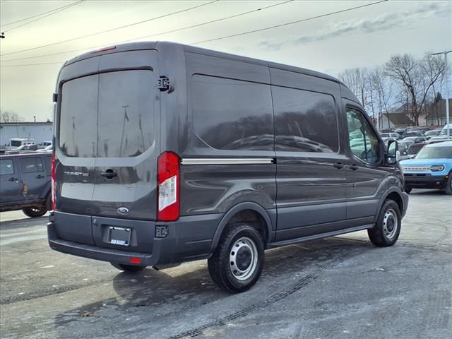 2016 Ford Transit Base