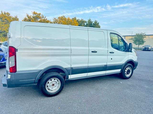 2016 Ford Transit Base