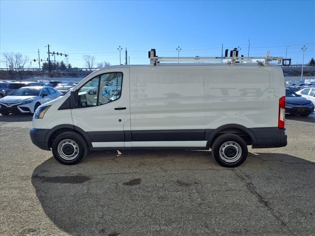 2016 Ford Transit Base