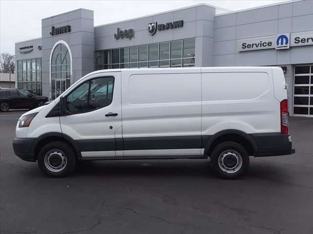 2016 Ford Transit Base