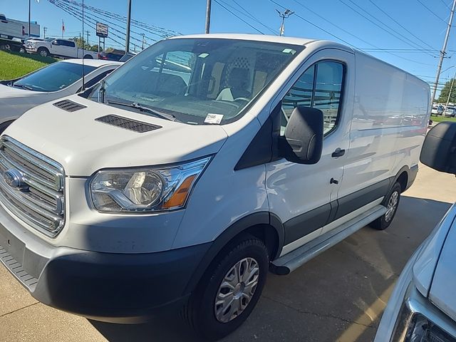 2016 Ford Transit Base