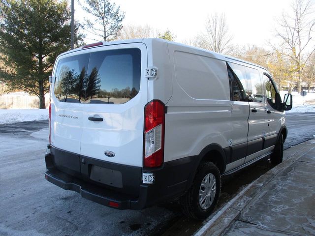 2016 Ford Transit Base