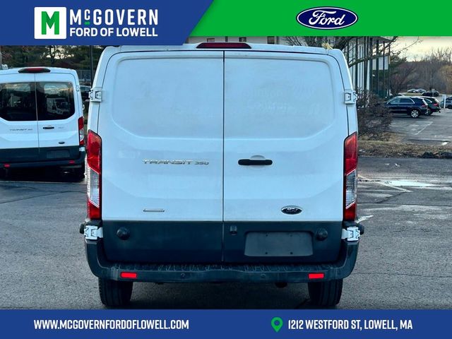 2016 Ford Transit Base