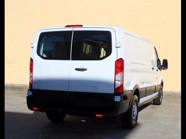 2016 Ford Transit Base