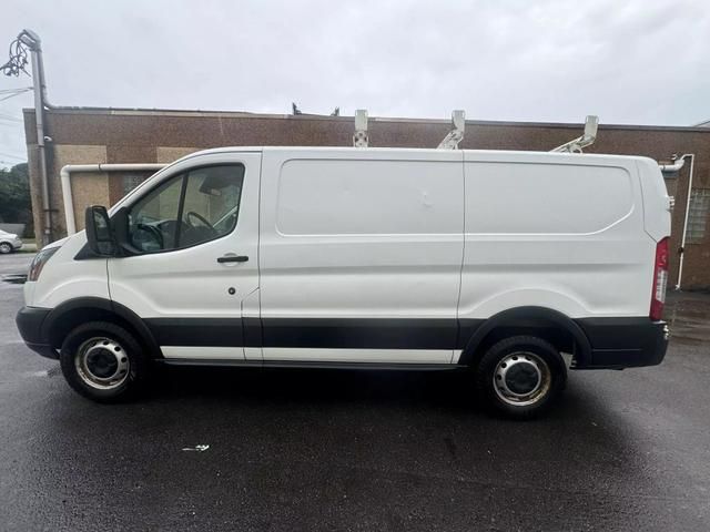 2016 Ford Transit Base