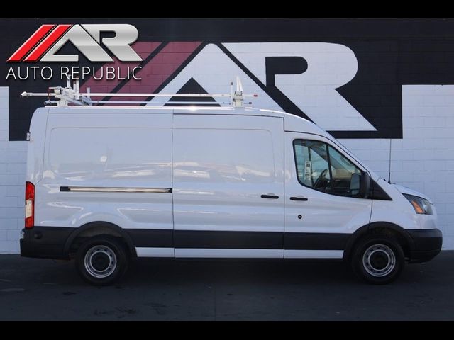 2016 Ford Transit Base